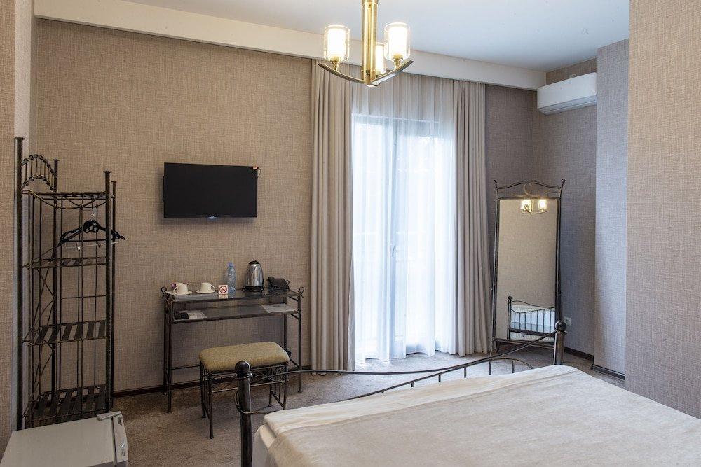 Hotel Golden Nugget Tbilisi Exterior foto